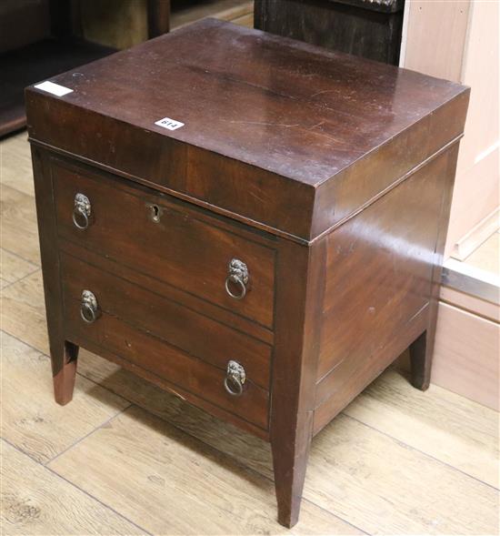 A commode, W.46cm